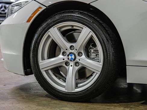 Used 2011 BMW Z4 sDrive30i w/ Premium Pkg RWD image 49