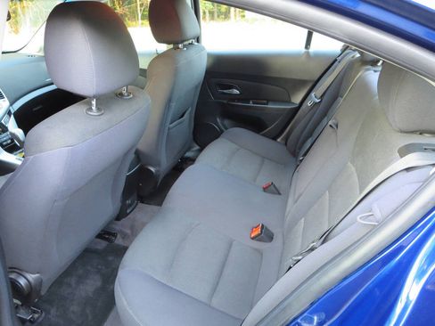 Used 2012 Chevrolet Cruze LT FWD image 24