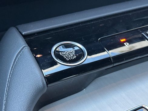 New 2025 Lincoln Navigator L Reserve w/ Jet Appearance Package image 20