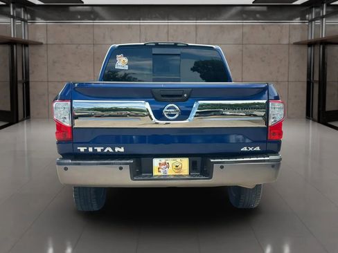 Used 2017 Nissan Titan Platinum Reserve AWD/4WD image 15