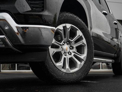 New 2025 Chevrolet Silverado 1500 LTZ image 6
