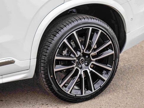 New 2026 Volvo XC90 B6 Ultra w/ Lounge Package image 10