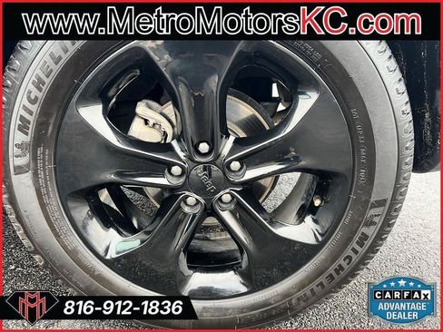 Used 2019 Jeep Compass Latitude FWD image 14