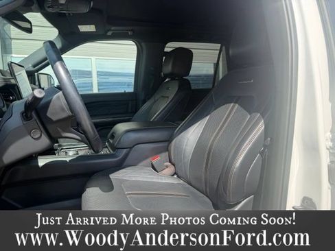 Used 2023 Ford Expedition Platinum AWD/4WD image 9
