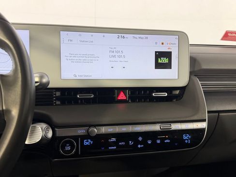 Used 2024 Hyundai Ioniq 5 SE RWD image 18