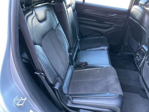 Used 2024 Jeep Grand Cherokee L Altitude image 18