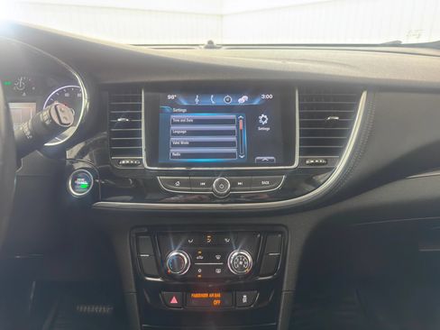 Used 2017 Buick Encore Preferred FWD image 18