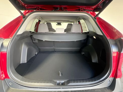 Used 2025 Toyota RAV4 XLE w/ Convenience Package FWD image 34