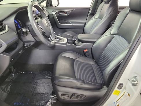 Used 2020 Toyota RAV4 XSE AWD/4WD image 19