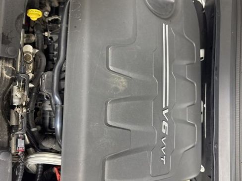 Used 2016 Jeep Cherokee Sport w/ Cold Weather Group image 9