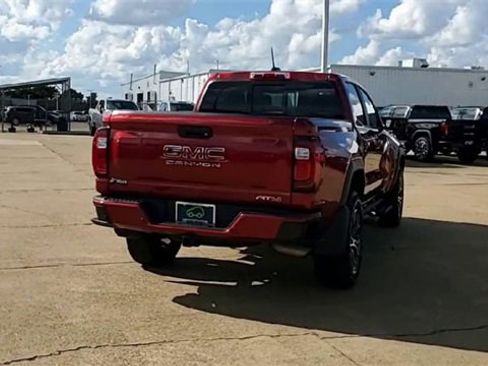 Certified 2024 GMC Canyon AT4 w/ AT4 Premium Package image 8