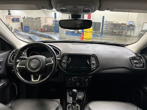 Used 2021 Jeep Compass Latitude AWD/4WD image 18