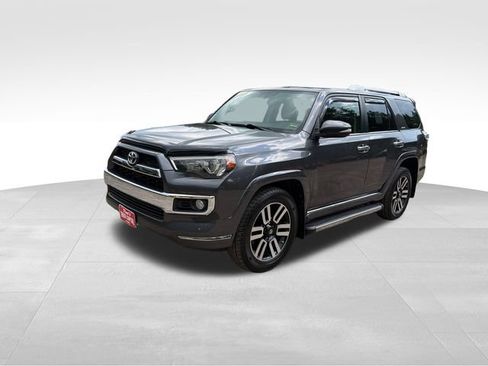 Used 2018 Toyota 4Runner Limited AWD/4WD image 7