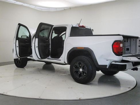 Used 2024 GMC Canyon Elevation image 11