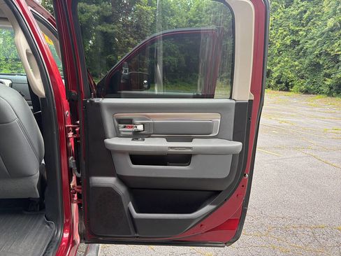 Used 2014 RAM 1500 Big Horn RWD image 22