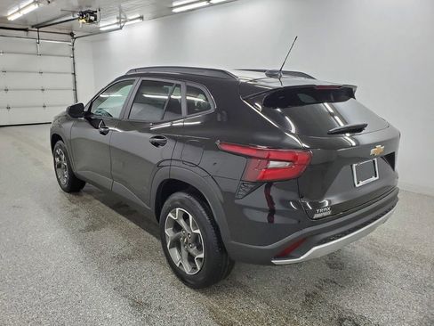 New 2026 Chevrolet Trax LT w/ Driver Confidence Package image 6