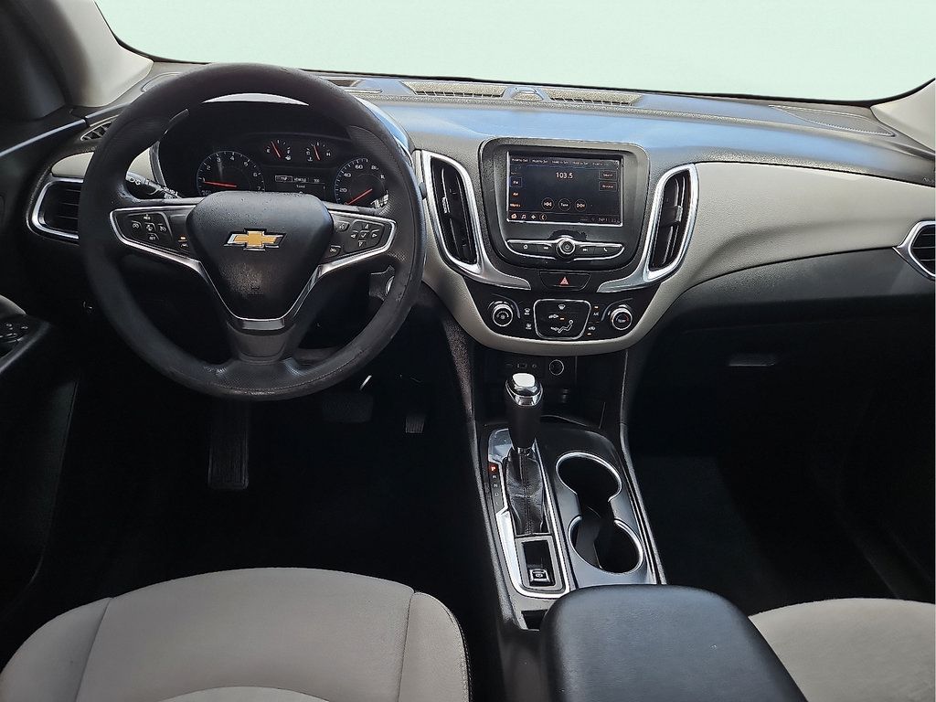 Used 2021 Chevrolet Equinox LS w/ LS Convenience Package FWD image 11