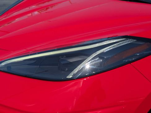 Used 2021 Chevrolet Corvette Stingray Preferred Cpe w/ Chrome Exterior Badge Package RWD image 28