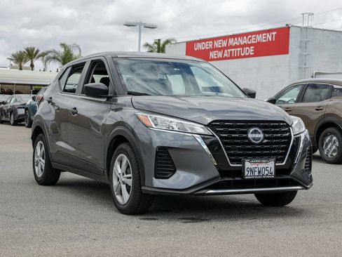 Used 2024 Nissan Kicks S FWD image 2