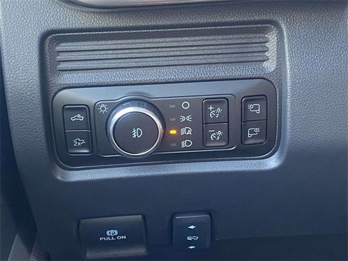 New 2026 Ford F350 Lariat w/ Chrome Package image 17