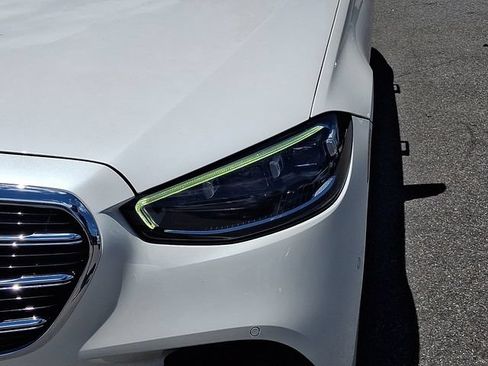 Used 2022 Mercedes-Benz S 580 4MATIC Sedan image 11