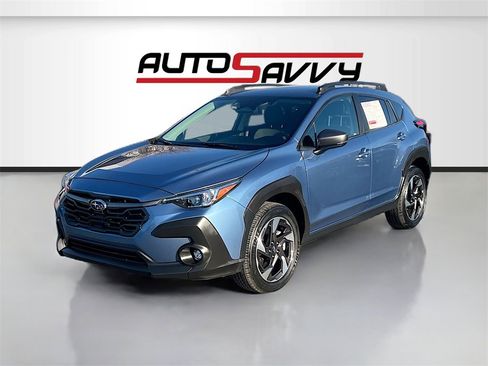 Used 2024 Subaru Crosstrek 2.0i Premium image 3