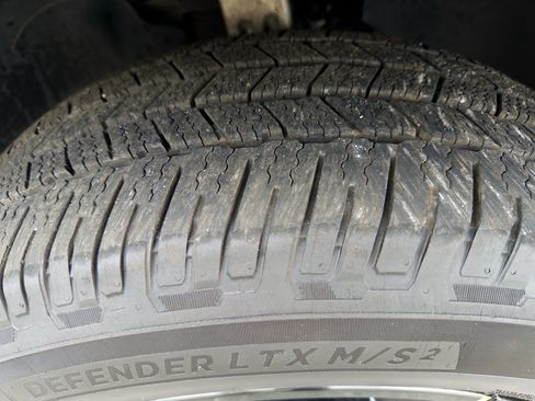 Used 2023 Rivian R1S Launch Edition AWD/4WD image 36