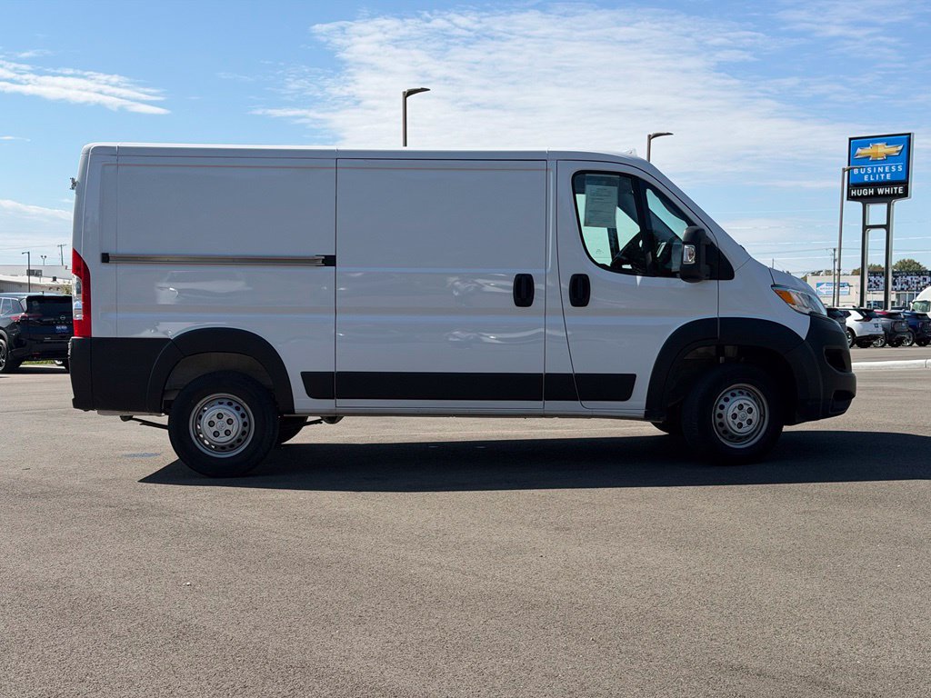 Used 2025 RAM ProMaster 2500 w/ Convenience Group FWD image 6