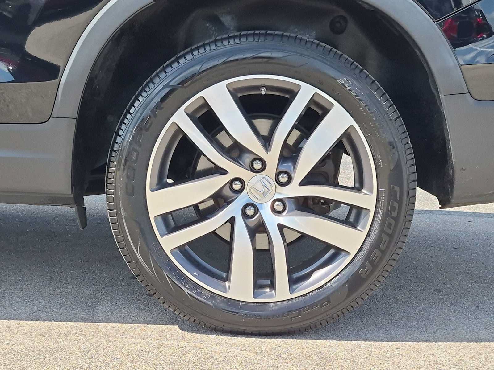Used 2017 Honda Pilot Elite image 13