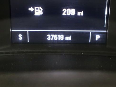 Used 2022 Chevrolet Malibu RS image 35