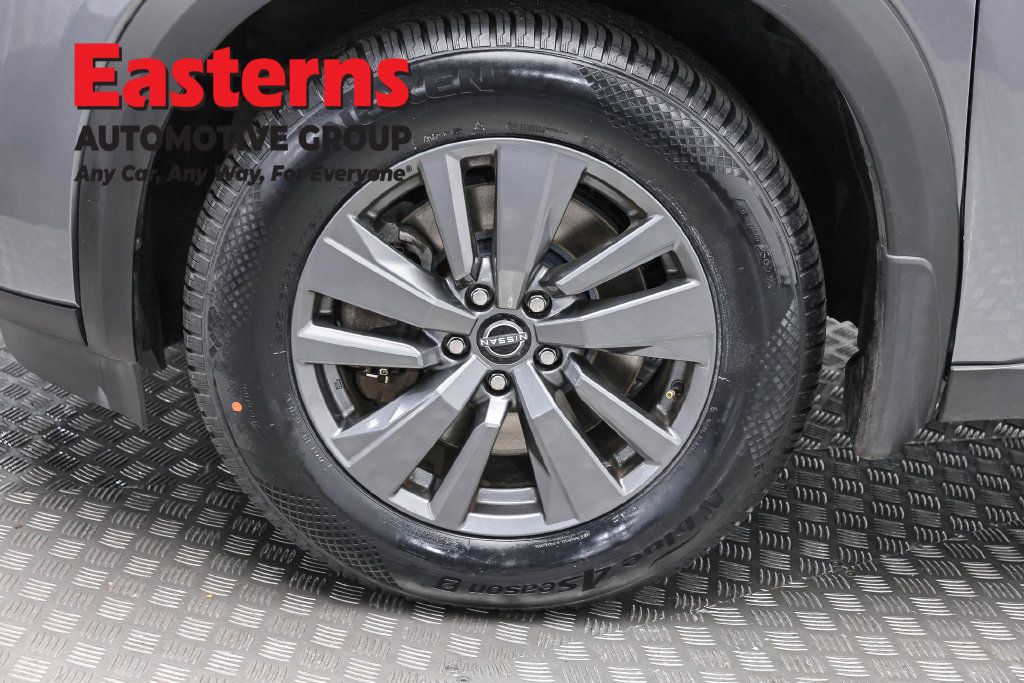 Used 2023 Nissan Pathfinder SV w/ SV Premium Package AWD/4WD image 36