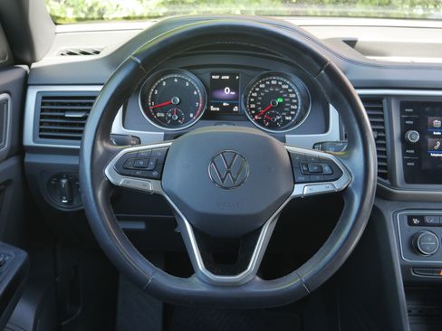 Used 2020 Volkswagen Atlas Cross Sport SE w/ Panoramic Sunroof Package AWD/4WD image 7