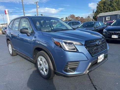 Used 2022 Subaru Forester image 3