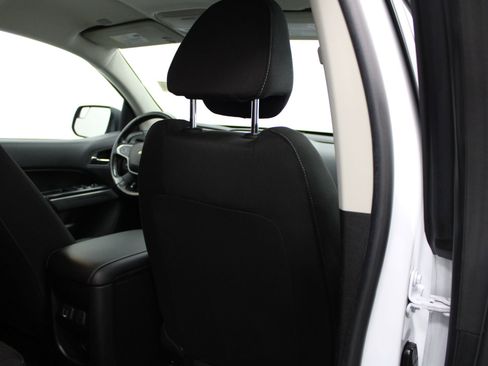 Used 2022 Chevrolet Colorado LT w/ LT Convenience Package image 23