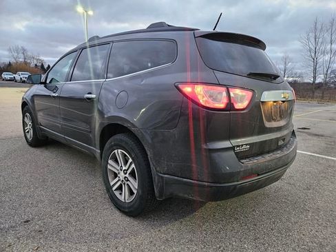 Used 2016 Chevrolet Traverse LT image 4