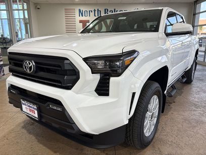 New 2025 Toyota Tacoma SR5