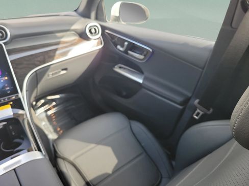 Certified 2026 Mercedes-Benz GLC 300 image 9
