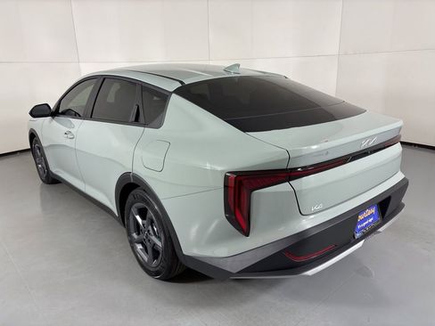New 2026 Kia K4 LXS image 6