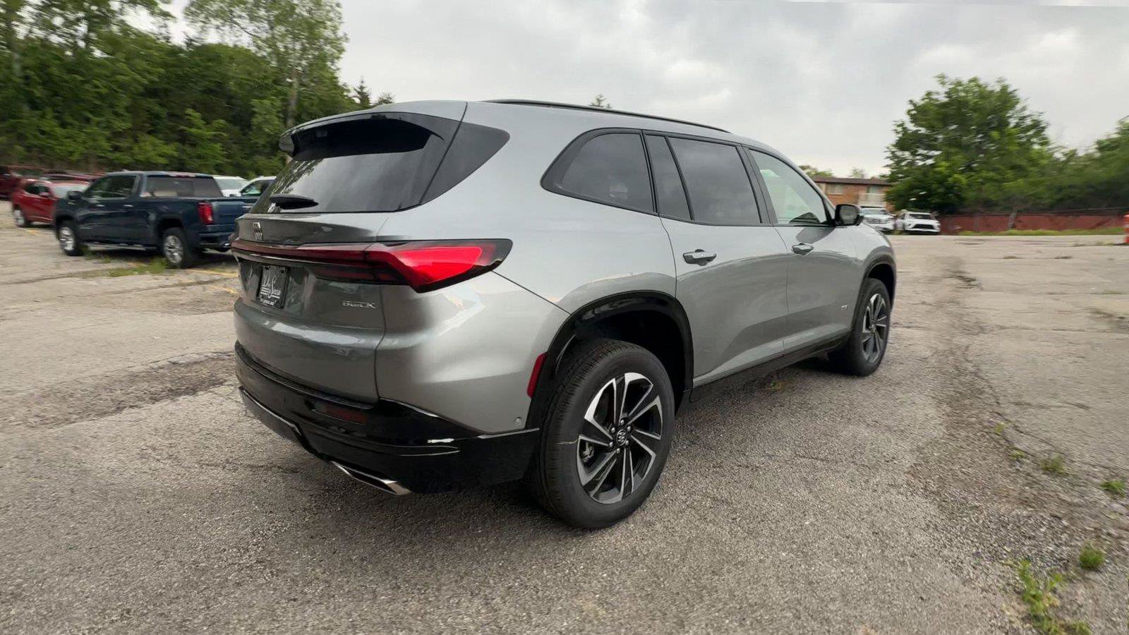 New 2026 Buick Enclave Sport Touring w/ Super Cruise Package AWD/4WD image 8