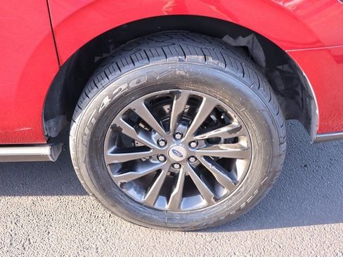 Certified 2019 Ford Expedition Max Limited w/ Driver Assistance Package image 20