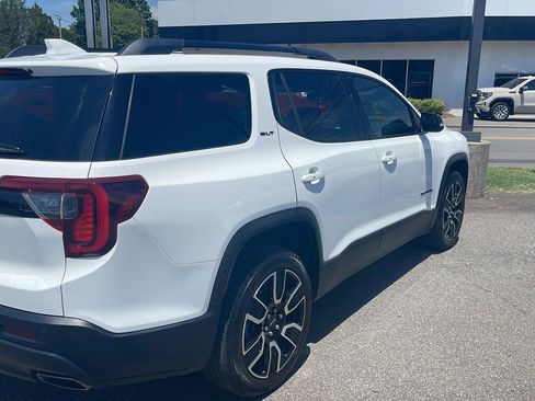 Used 2021 GMC Acadia SLT w/ Elevation Edition FWD image 7