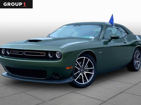 Used 2023 Dodge Challenger R/T RWD image 1