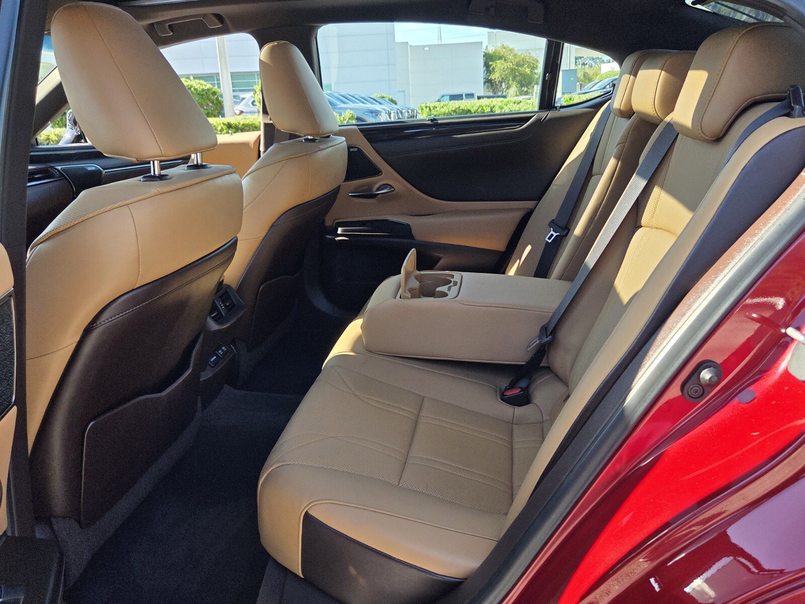 Used 2021 Lexus ES 350 w/ Ultra Luxury Package FWD image 11