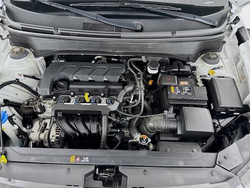 Certified 2023 Hyundai Venue SEL w/ Cargo Package image 28