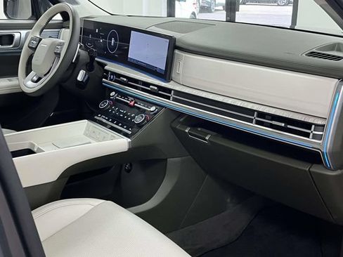 Certified 2025 Hyundai Santa Fe Calligraphy AWD/4WD image 29