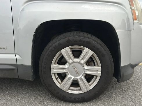 Used 2015 GMC Terrain SLE FWD image 30