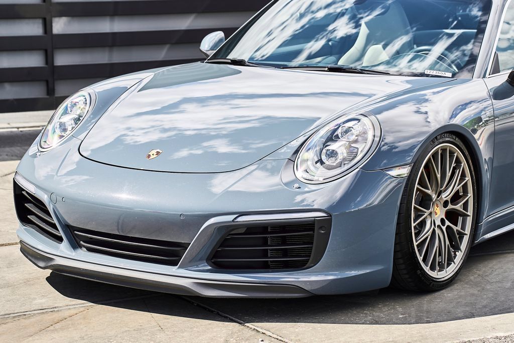 Used 2017 Porsche 911 Carrera 4S AWD/4WD image 5