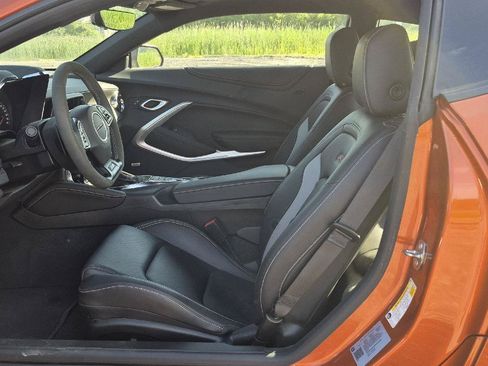 Used 2023 Chevrolet Camaro SS RWD image 6
