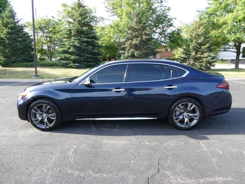 Used 2016 INFINITI Q70 L 3.7 w/ Deluxe Touring Package AWD/4WD image 9