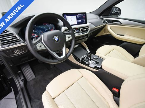 Used 2023 BMW X4 xDrive30i w/ Convenience Package image 12